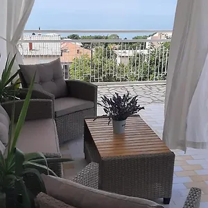 Nina Seaview Apartment Novi Vinodolski
